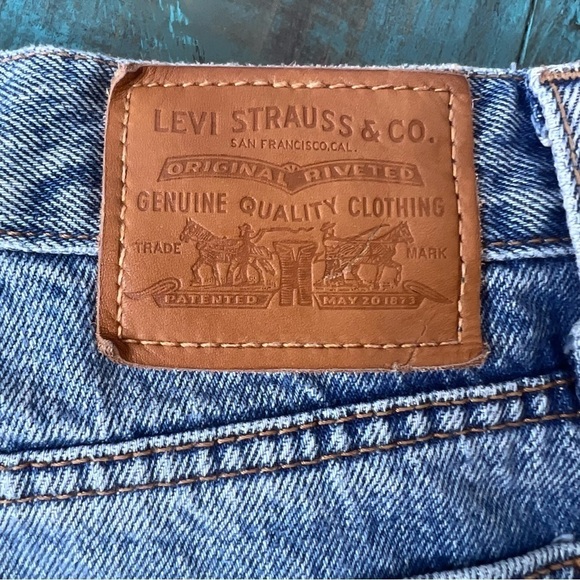 LEVI'S Wedgie Icon Fit Jeans Size  24 - Picture 11 of 16